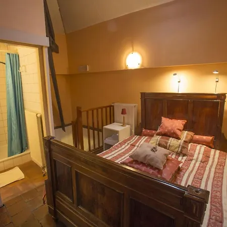 Cour Daix Apartman *